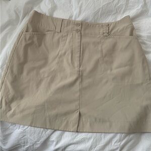 Nike Women’s Golf Skirt Sz 14